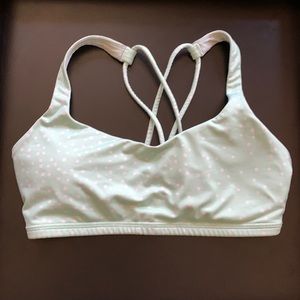 SOLD Lululemon Free to Be Bra Size 4